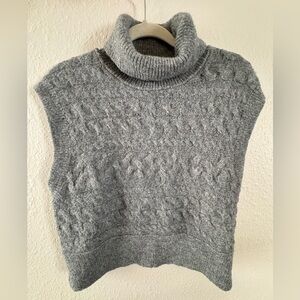 Old Navy Gray Turtleneck Sweater Vest